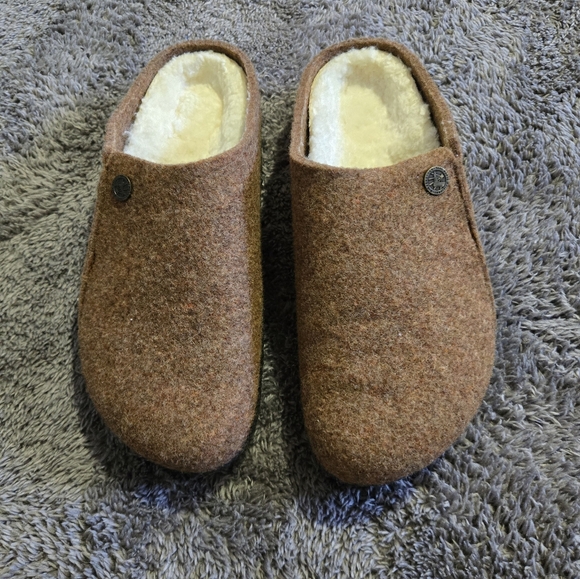 Zermatt Genuine Shearling Lined Slipper Women Size 7 Toffee Brown Like New - Picture 3 of 12